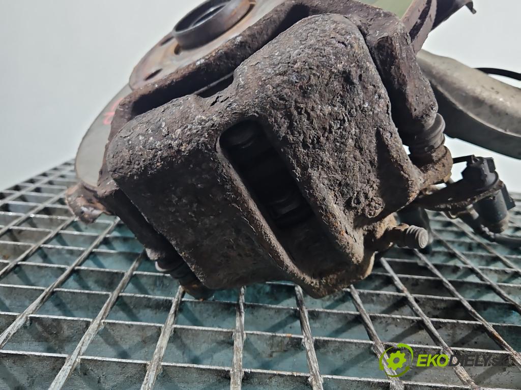 Audi A4 B6 2000-2004 1.6 103 HP manual 76 kW 1595 cm3 4- brzdič predné ľavý (Ostatné)