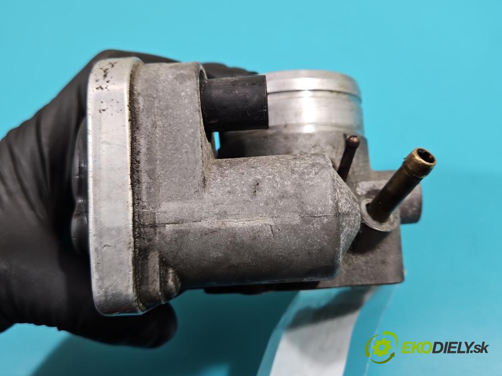 Audi A4 B6 2000-2004 1.6 103 HP manual 76 kW 1595 cm3 4- klapka 06B133062P (Škrtiace klapky)