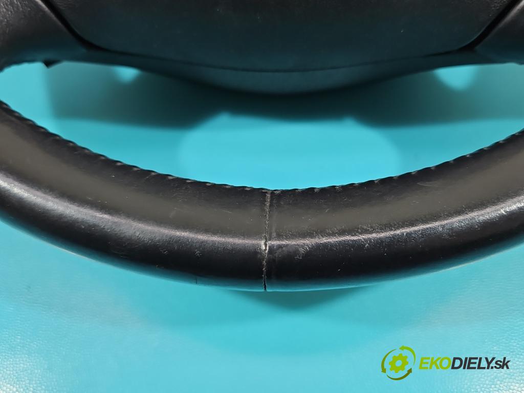 Audi A4 B6 2000-2004 1.6 103 HP manual 76 kW 1595 cm3 4- volant  (Volanty)