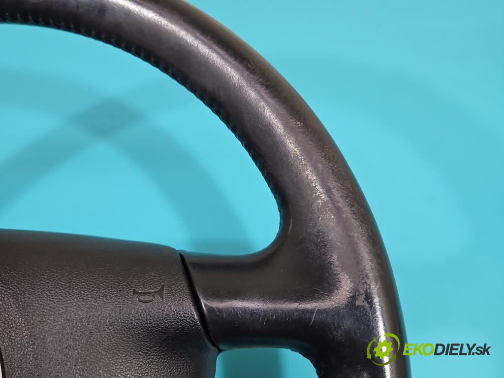 Audi A4 B6 2000-2004 1.6 103 HP manual 76 kW 1595 cm3 4- volant  (Volanty)