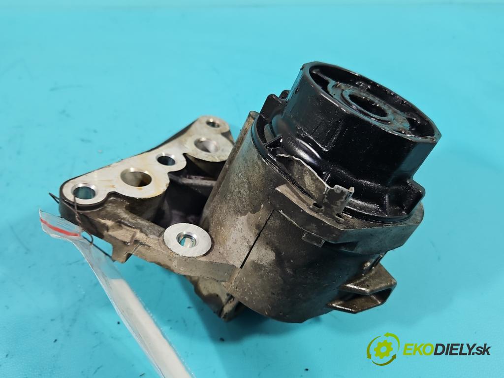 Toyota Corolla E16/E18  2013-2019 1.6 16V 132  HP manual 97 kW 1598 cm3 4- Základ: filtra oleja:  (Obaly filtrov oleja)