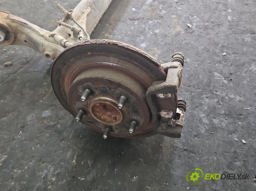 Kia Venga 1.4 16V 90 hp manual 66,2 kW 1396 cm3 5- zadní výztuha  (Výztuhy zadní)