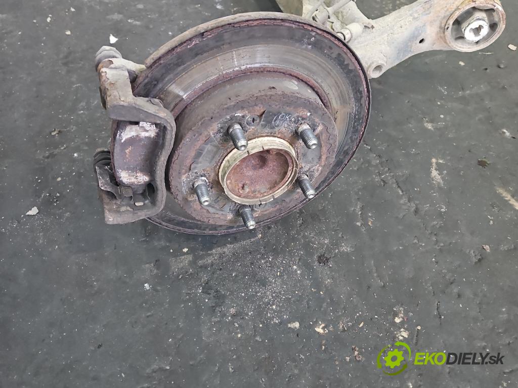 Kia Venga 1.4 16V 90 hp manual 66,2 kW 1396 cm3 5- zadní výztuha  (Výztuhy zadní)