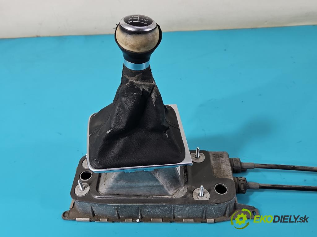 Vw Passat CC 2008-2016 2.0 tdi 140 HP manual 103 kW 1968 cm3 4- Páka: Změny: stupeň,rýchlosť 3C0711049AG (Rýchlostná páka (kulisa))