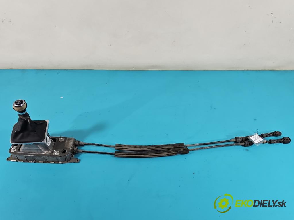 Vw Passat CC 2008-2016 2.0 tdi 140 HP manual 103 kW 1968 cm3 4- Páka: Změny: stupeň,rýchlosť 3C0711049AG (Rýchlostná páka (kulisa))