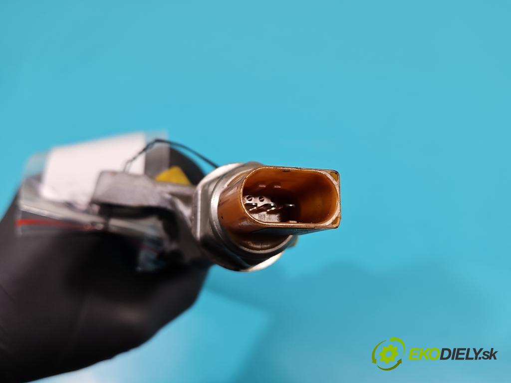 Vw Passat CC 2008-2016 2.0 tdi 140 HP manual 103 kW 1968 cm3 4- lišta vstrekovacia 03L130089J (Vstrekovacie lišty)