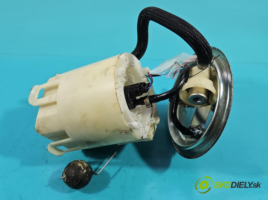 Opel Corsa C 2000-2006 1.0 12V 58 hp manual 43 kW 973 cm3 5- čerpadlo paliva 