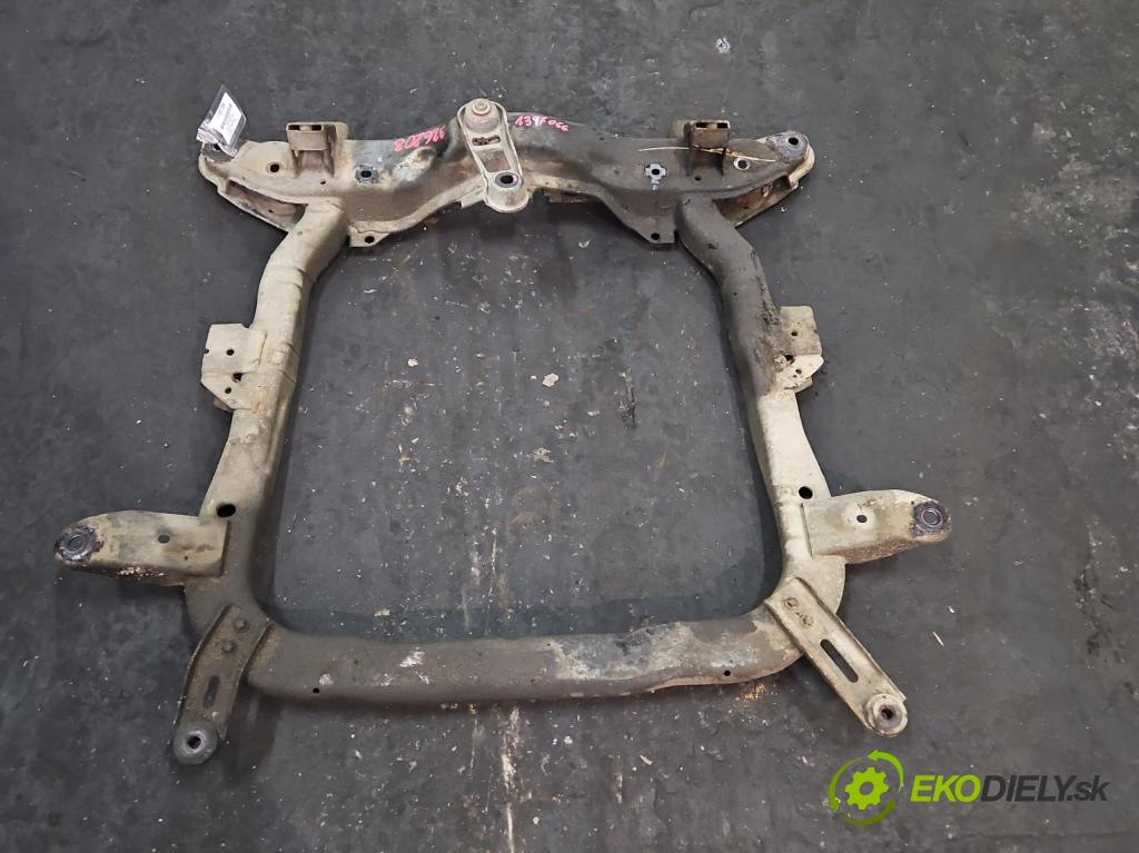 Opel Corsa C 2000-2006 1.0 12V 58 hp manual 43 kW 973 cm3 5- výztuha motoru 