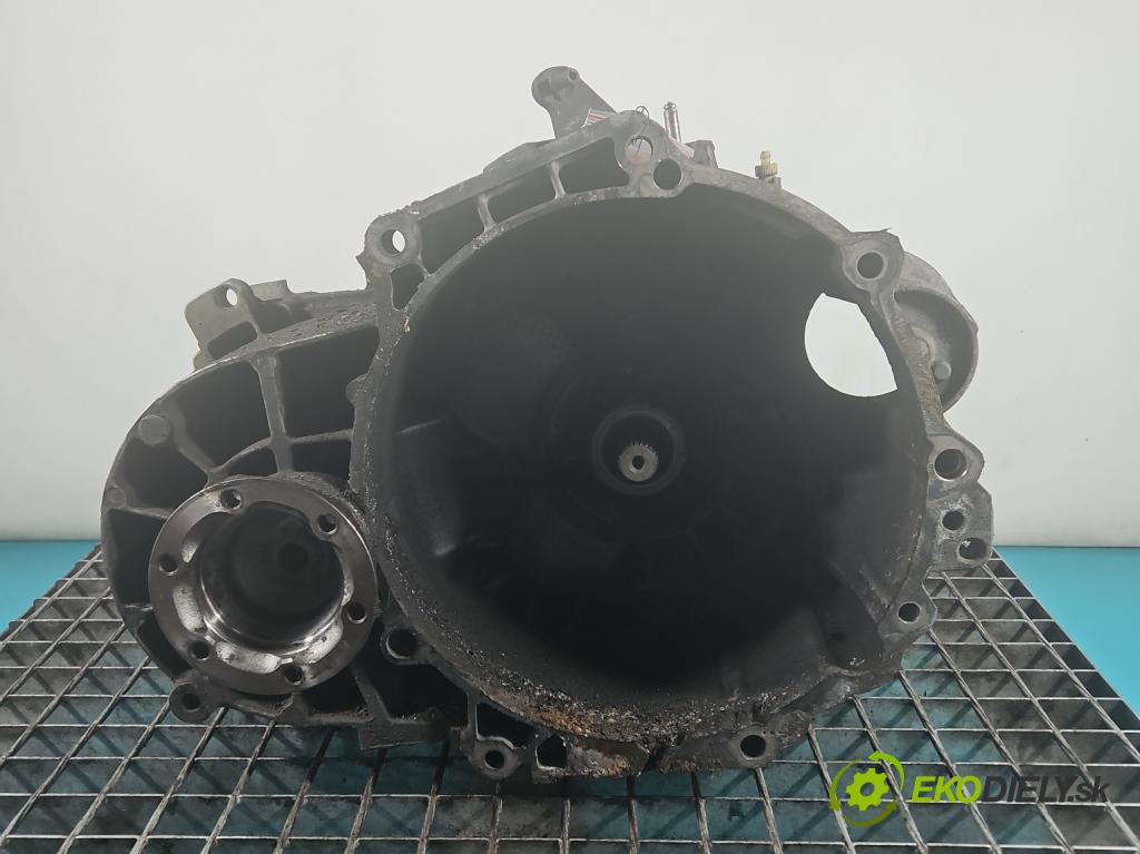 Vw Passat CC 2008-2016 2.0 tdi 140 HP manual 103 kW 1968 cm3 4- prevodovka stupeň,rýchlosť manual LNZ