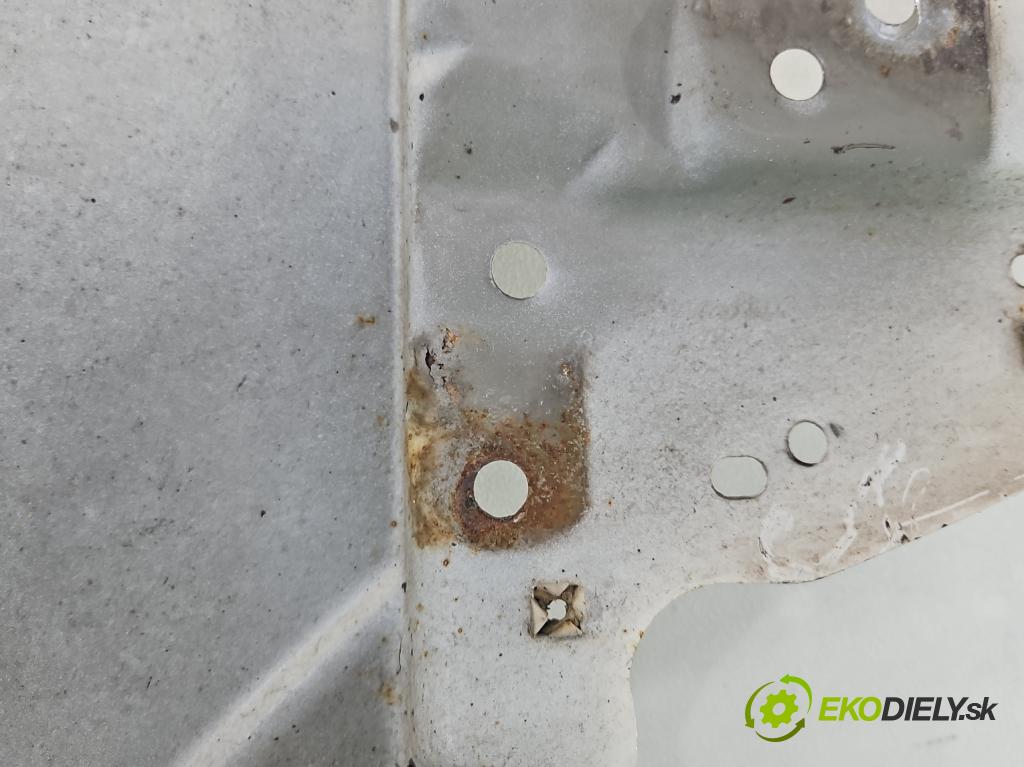 Ford Transit connect 1.8 tdci 90 hp manual 66 kW 1753 cm3 5- blatnik přední levý  (Predné ľavé)