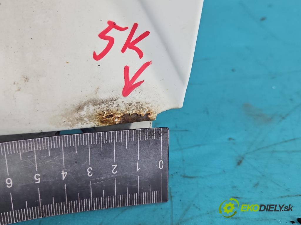 Ford Transit connect 1.8 tdci 90 hp manual 66 kW 1753 cm3 5- blatnik přední levý  (Predné ľavé)