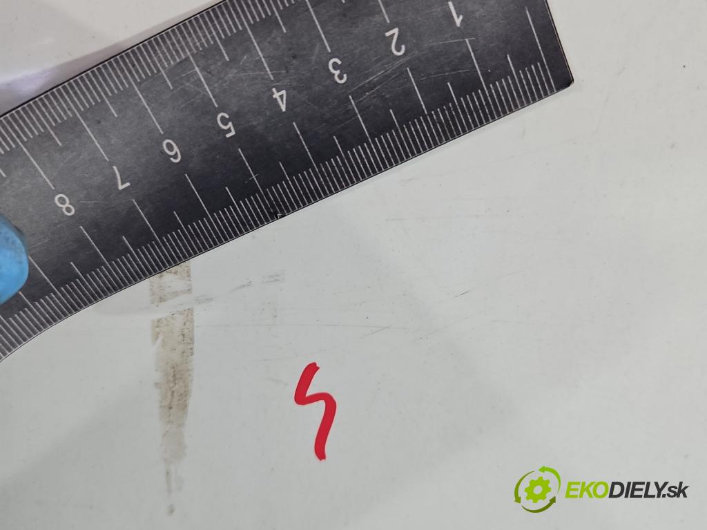 Ford Transit connect 1.8 tdci 90 hp manual 66 kW 1753 cm3 5- blatnik přední levý  (Predné ľavé)