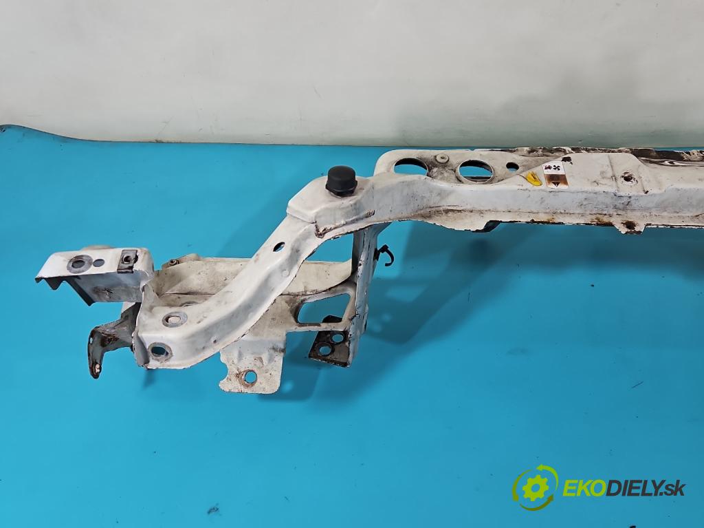 Ford Transit connect 1.8 tdci 90 hp manual 66 kW 1753 cm3 5- stěna přední  (Výztuhy přední)