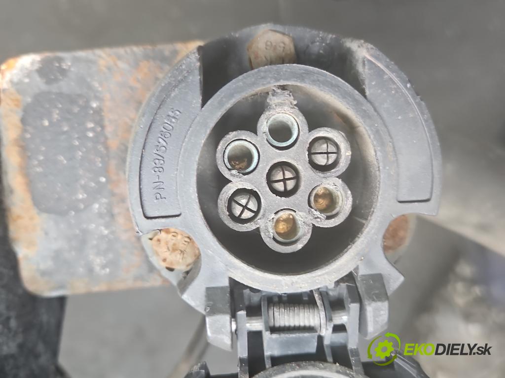 Ford Transit connect 1.8 tdci 90 hp manual 66 kW 1753 cm3 5- oko tažné  (Tažná zařízení)