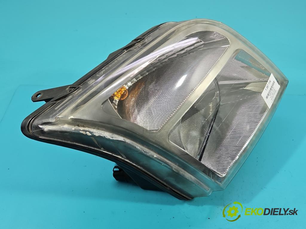 Ford Transit connect 1.8 tdci 90 HP manual 66 kW 1753 cm3 5- Reflektor: pravý  (Pravé)