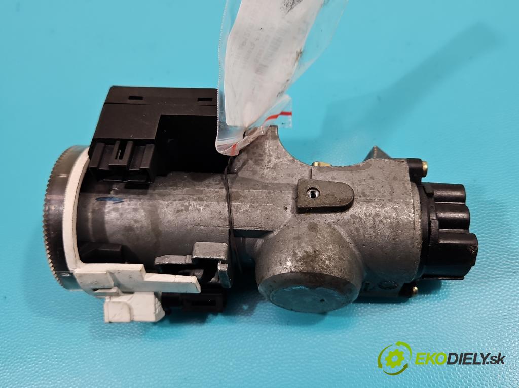 Nissan Primera P12 2001-2007 1.9 dci 120 HP manual 88 kW 1870 cm3 4- Spínačka  (Spínacie skrinky a kľúče)