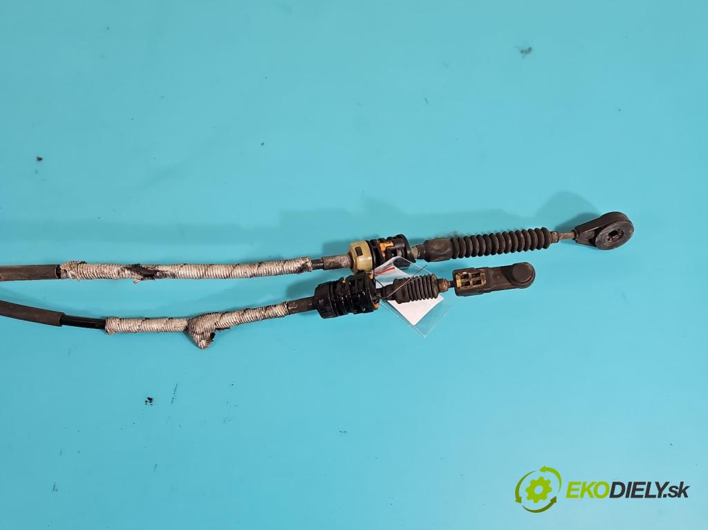 Ford Transit connect 1.8 tdci 90 HP manual 66 kW 1753 cm3 5- Páka: Změny: stupeň,rýchlosť  (Rýchlostné páky / kulisy)