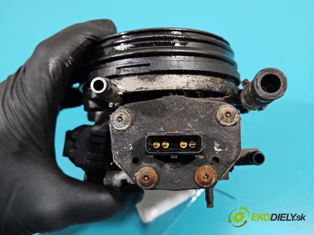 Peugeot 106 1.0 45KM manual 33 kW 954 cm3 3- karburátor  (Karburátory)