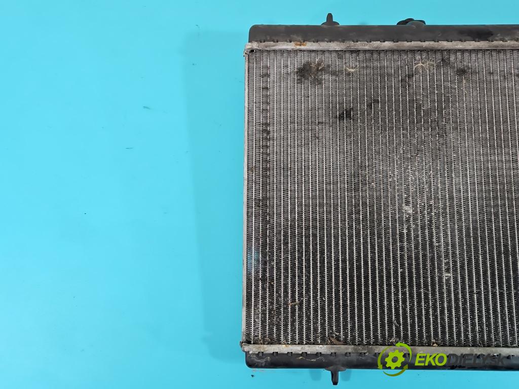 Peugeot 607 3.0 v6 207 hp manual 152 kW 2946 cm3 4- Chladič vody  (Chladiče vody)