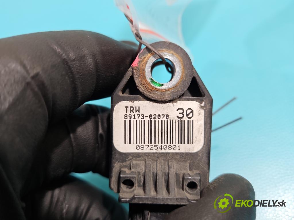 Toyota Avensis III T27 2009-2018 2.0 16V 152KM automatic 112 kW 1987 cm3 5- snímač šokovat: 89173-02070 (Snímače nárazu)