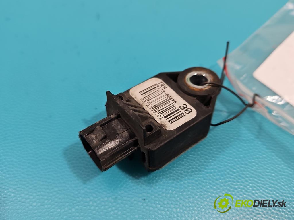 Toyota Avensis III T27 2009-2018 2.0 16V 152KM automatic 112 kW 1987 cm3 5- snímač šokovat: 89173-02070 (Snímače nárazu)