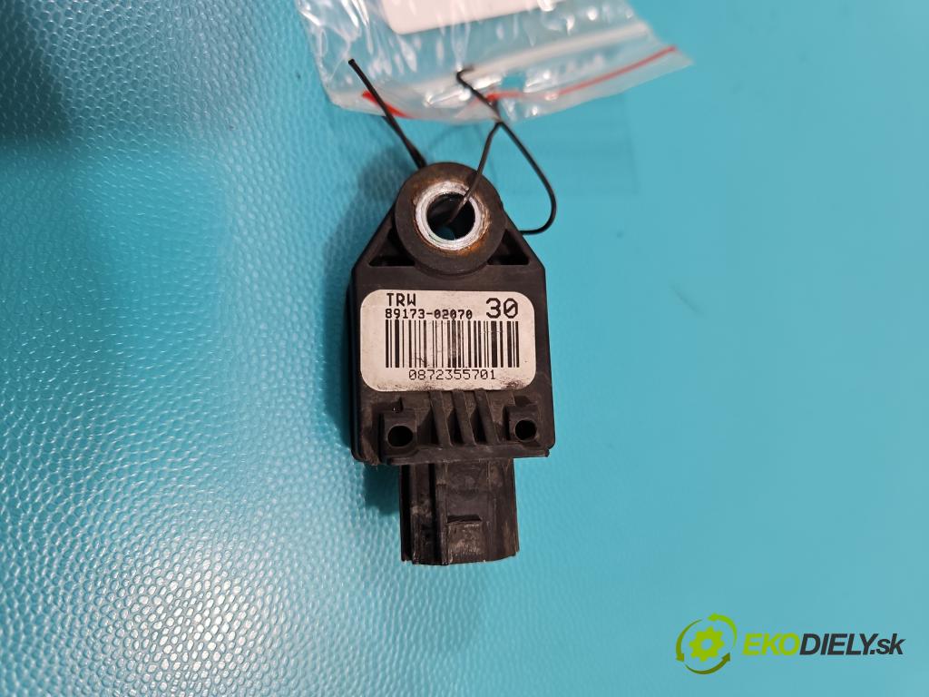 Toyota Avensis III T27 2009-2018 2.0 16V 152KM automatic 112 kW 1987 cm3 5- snímač šokovat: 89173-02070 (Snímače nárazu)