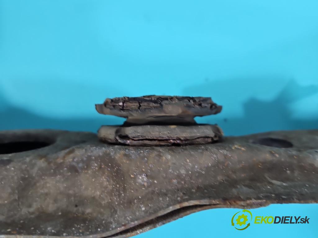 Toyota Avensis III T27 2009-2018 2.0 16V 152KM automatic 112 kW 1987 cm3 5- stěna přední  (Výztuhy přední)