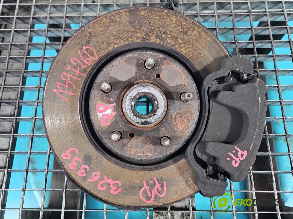 Toyota Avensis III T27 2009-2018 2.0 16V 152KM automatic 112 kW 1987 cm3 5- náboj pravé  (Náboj)