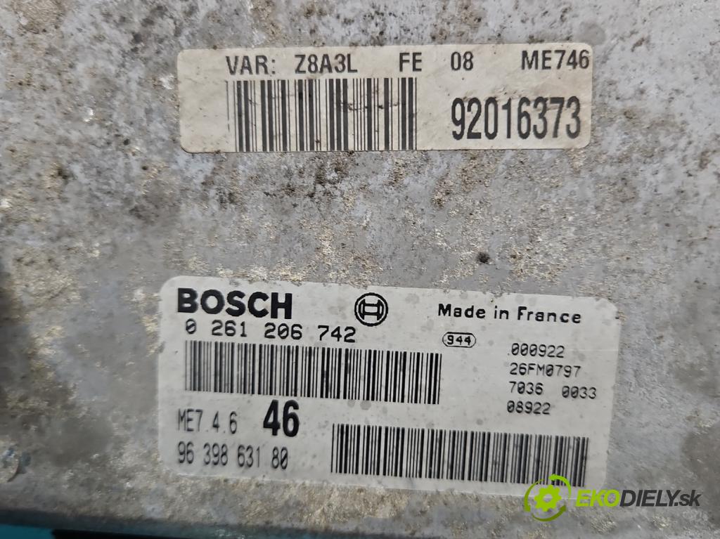 Peugeot 607 3.0 v6 207 HP manual 152 kW 2946 cm3 4- riadiaca jednotka motora 0261206742
