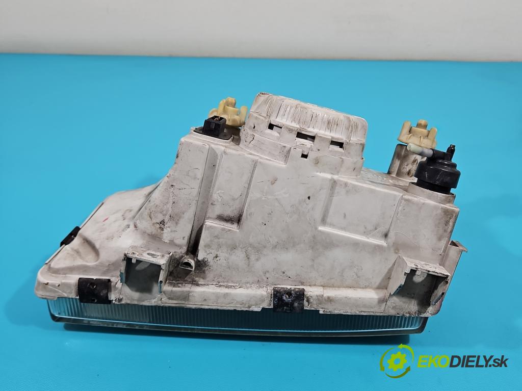 Skoda Felicia 1.6 mpi 75 HP manual 55 kW 1598 cm3 5- Reflektor: pravý  (Pravé)