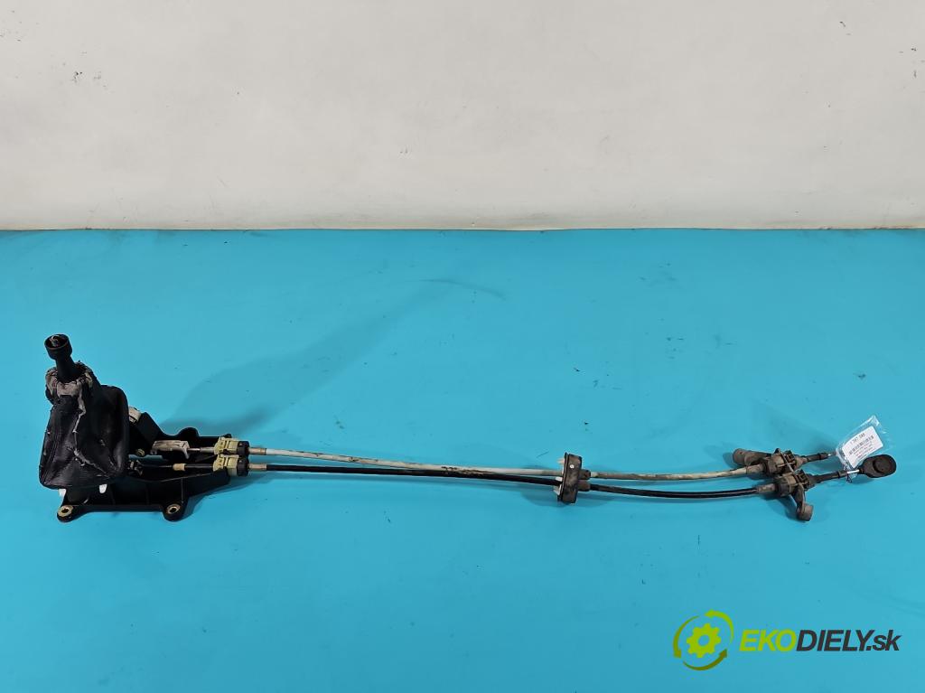 Opel Astra II 1998-2009 2.0 dtl 82 HP manual 60 kW 1995 cm3 5- Páka: Změny: stupeň,rýchlosť 09138077AT (Rýchlostné páky / kulisy)