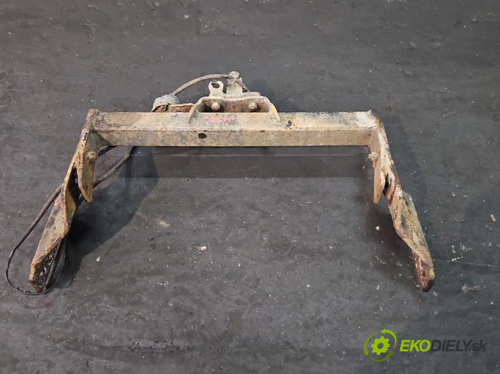 Ford Transit 2000-2006 2.0 tddi 75 hp manual 55 kW 1998 cm3 5- oko tažné  (Tažná zařízení)