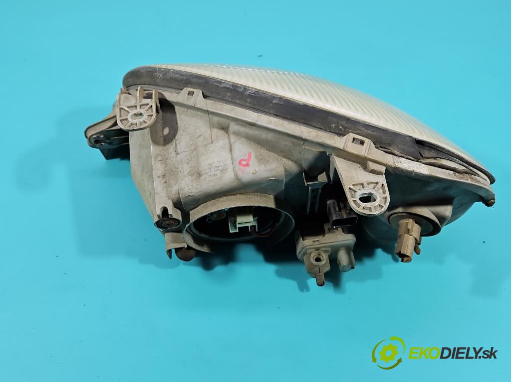 Daewoo Lanos 1.5 16V 99 HP manual 73 kW 1498 cm3 4- Reflektor: pravý  (Pravé)