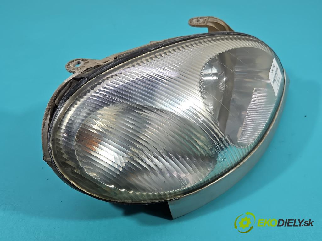 Daewoo Lanos 1.5 16V 99 HP manual 73 kW 1498 cm3 4- Reflektor: pravý  (Pravé)