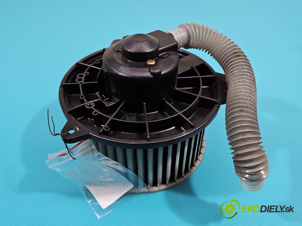 Mazda 323f 2.0 ditd 101 HP manual 74 kW 1998 cm3 5- ventilátor vzduchu 894000-0083