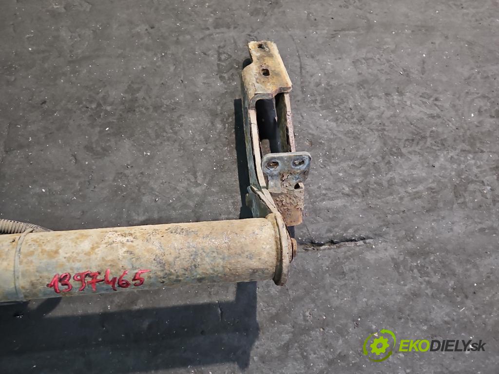 Peugeot 3008 I 2009-2016 1.6 hdi 111KM manual 82 kW 1560 cm3 5- Hák: vlečení:  (Ťažné zariadenia)