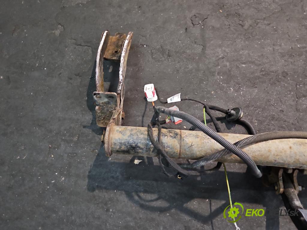 Peugeot 3008 I 2009-2016 1.6 hdi 111KM manual 82 kW 1560 cm3 5- Hák: vlečení:  (Ťažné zariadenia)