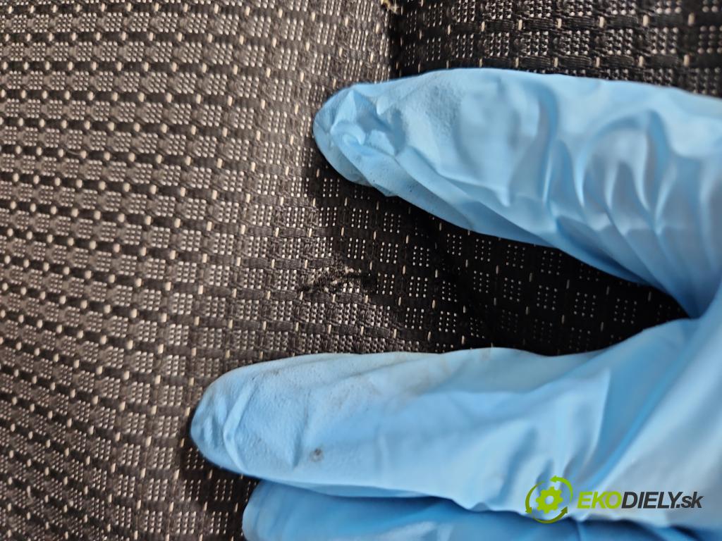 Seat Leon III 2012-2020 2.0 tdi 150 HP manual 110 kW 1968 cm3 5- Sedačka ľavý  (Sedačky, sedadlá)