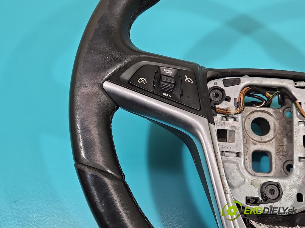 Opel Meriva B 2010-2017 1.4 T 140 HP manual 103 kW 1364 cm3 5- volant 13351025 (Volanty)