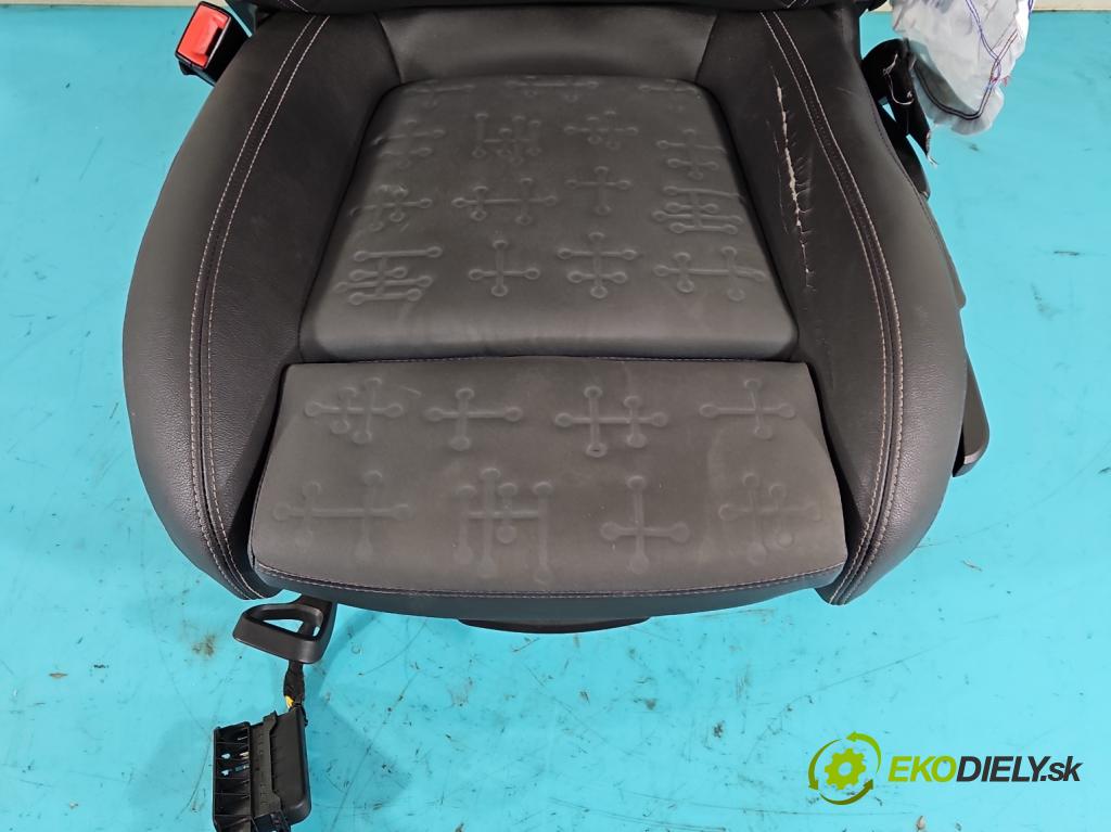 Opel Meriva B 2010-2017 1.4 T 140 HP manual 103 kW 1364 cm3 5- Sedačka ľavý  (Sedačky, sedadlá)