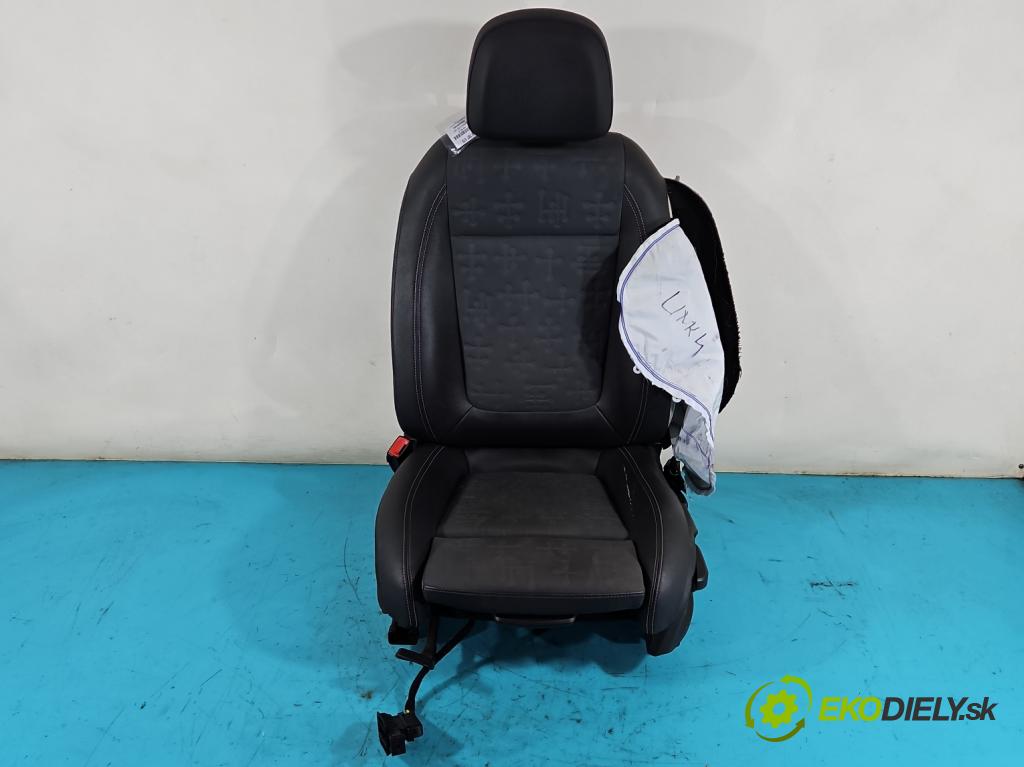 Opel Meriva B 2010-2017 1.4 T 140 HP manual 103 kW 1364 cm3 5- Sedačka ľavý  (Sedačky, sedadlá)