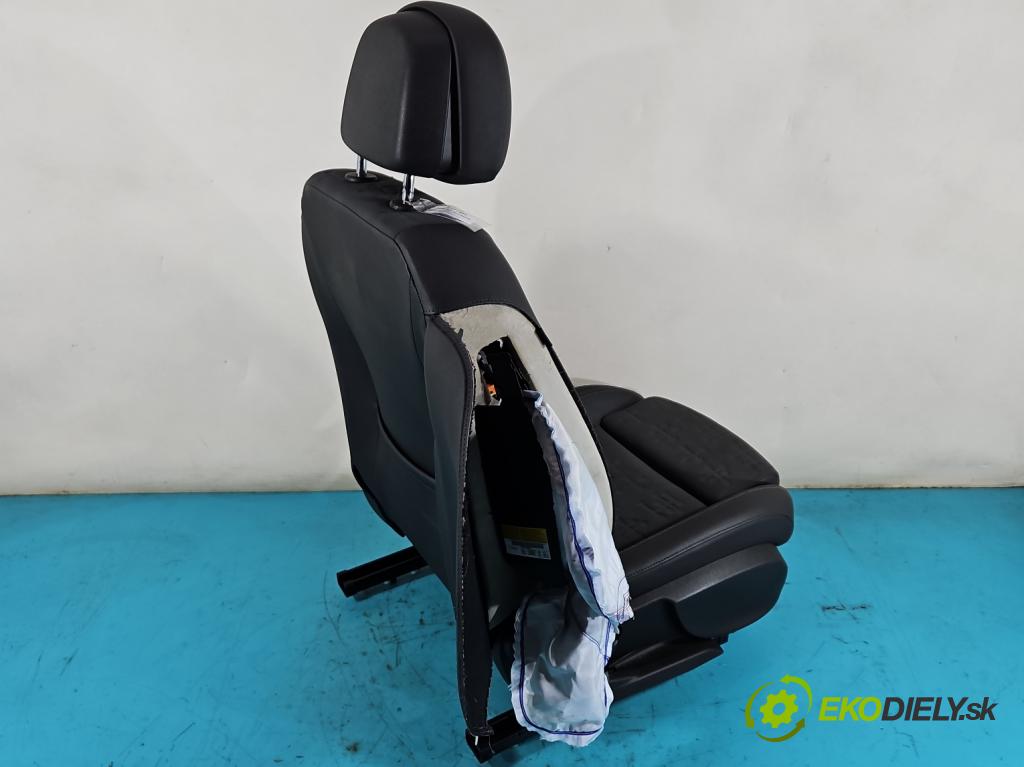 Opel Meriva B 2010-2017 1.4 T 140 HP manual 103 kW 1364 cm3 5- Sedačka pravý  (Sedačky, sedadlá)