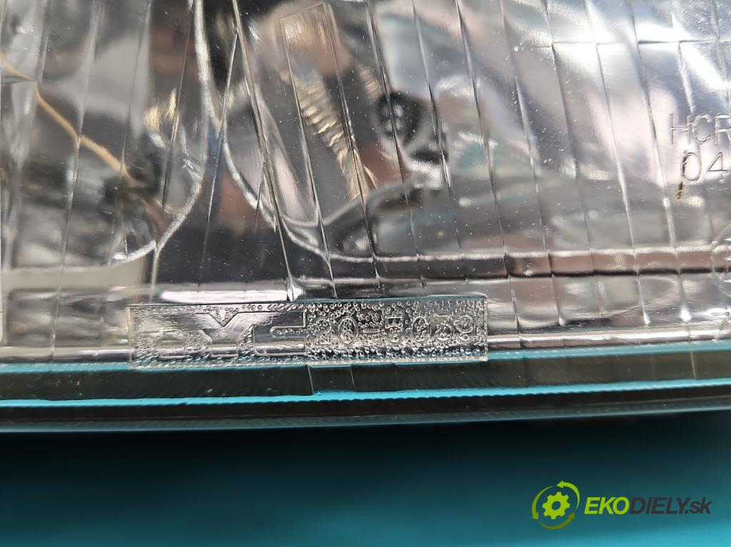 Audi A3 8L 1996-2003 1.6 SR 101 HP manual 74 kW 1595 cm3 3- Reflektor: pravý  (Pravé)