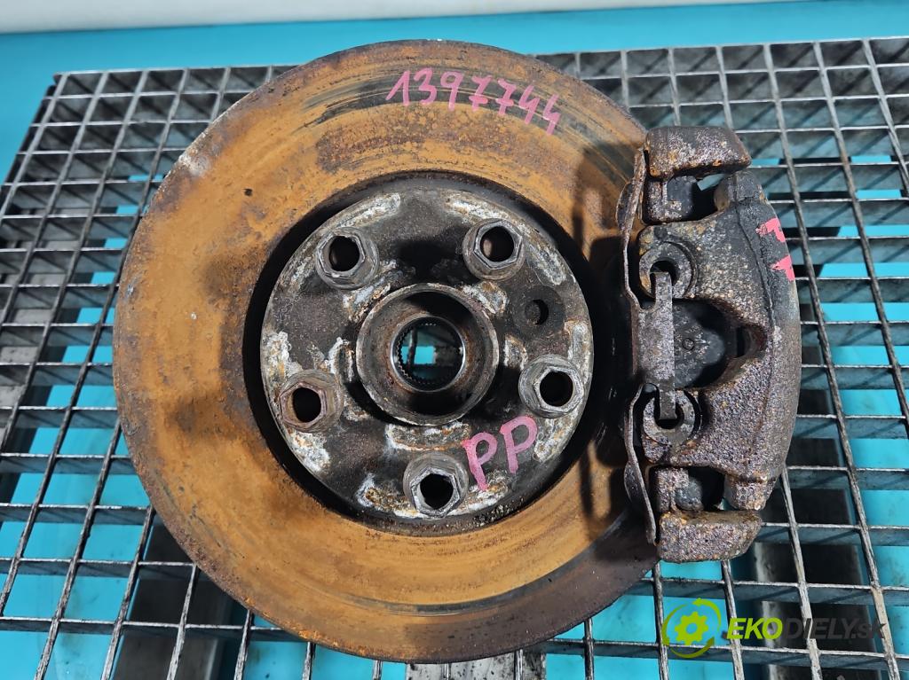 Ford S-max 2.0 tdci 140 HP manual 103 kW 1997 cm3 5- náboj pravé  (Náboje)