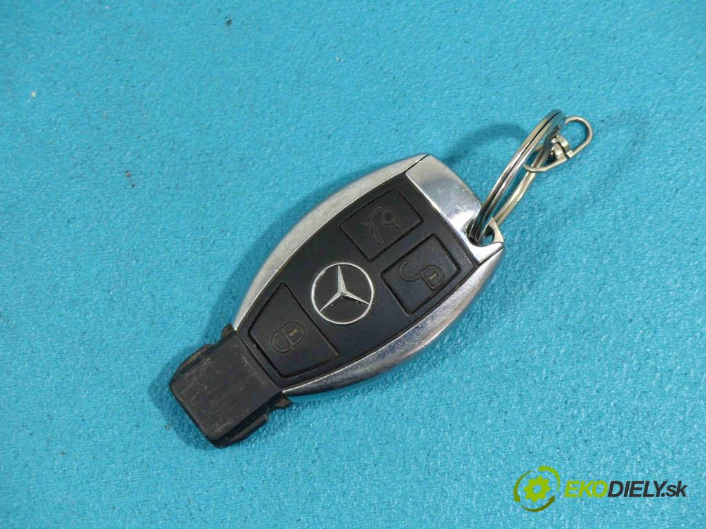 Mercedes E C207/ A207 3.0 cdi 265KM automatic 195 kW 2987 cm3 2- řídící jednotka motoru