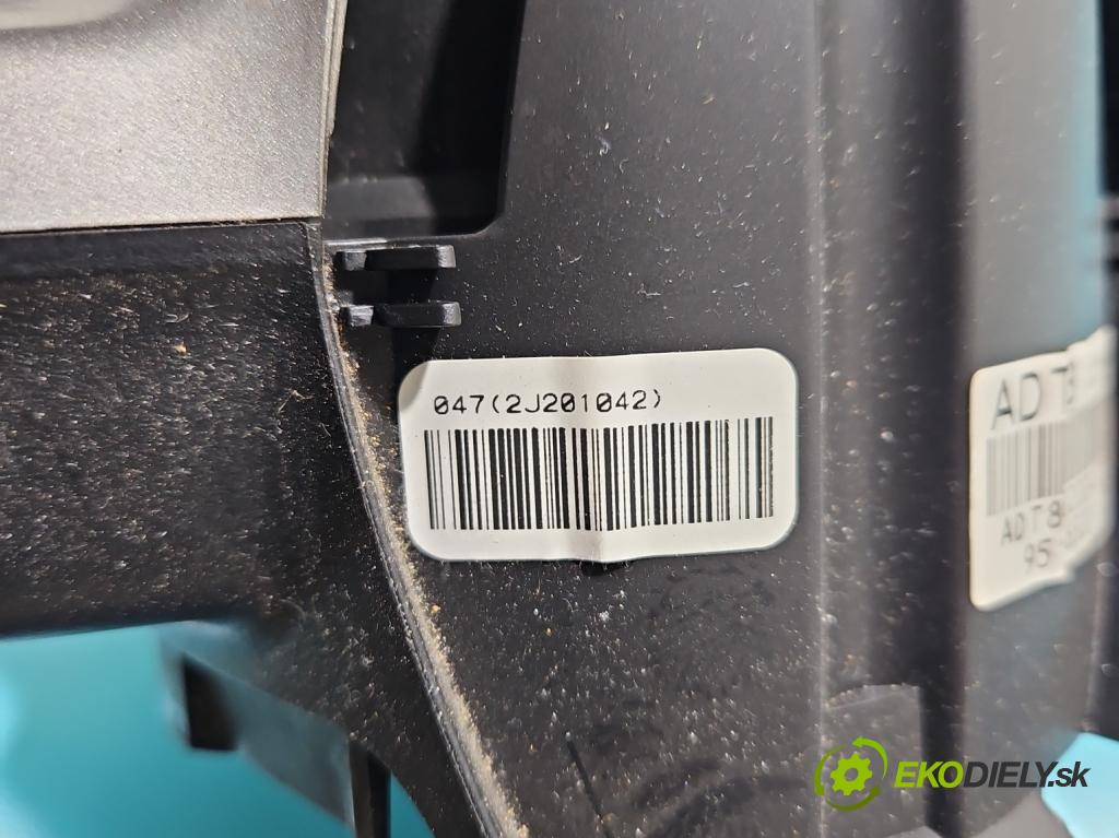 Chevrolet Aveo T300 2011-2014 1.2 16V 69KM manual 51 kW 1229 cm3 5- prístrojovka/ budíky  (Prístrojové dosky, displeje)