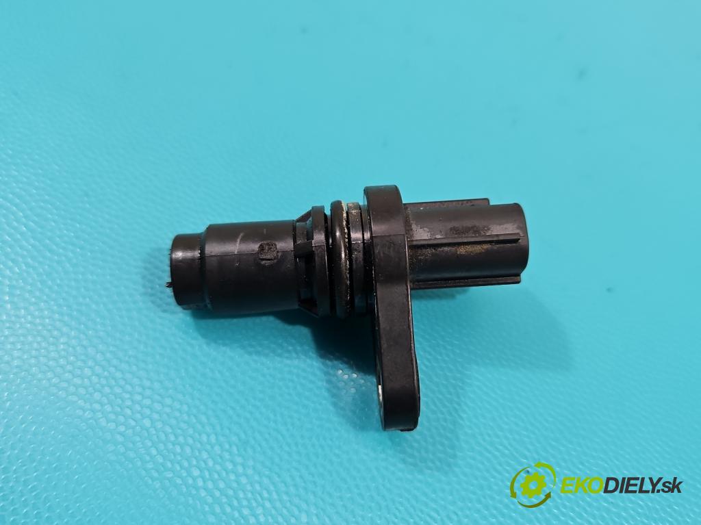 Toyota Corolla E16/E18  2013-2019 1.6 16V 132  HP manual 97 kW 1598 cm3 4- snímač pozícia: válka načasovanie 07B121290 (Snímač polohy kľukového hriadeľa)
