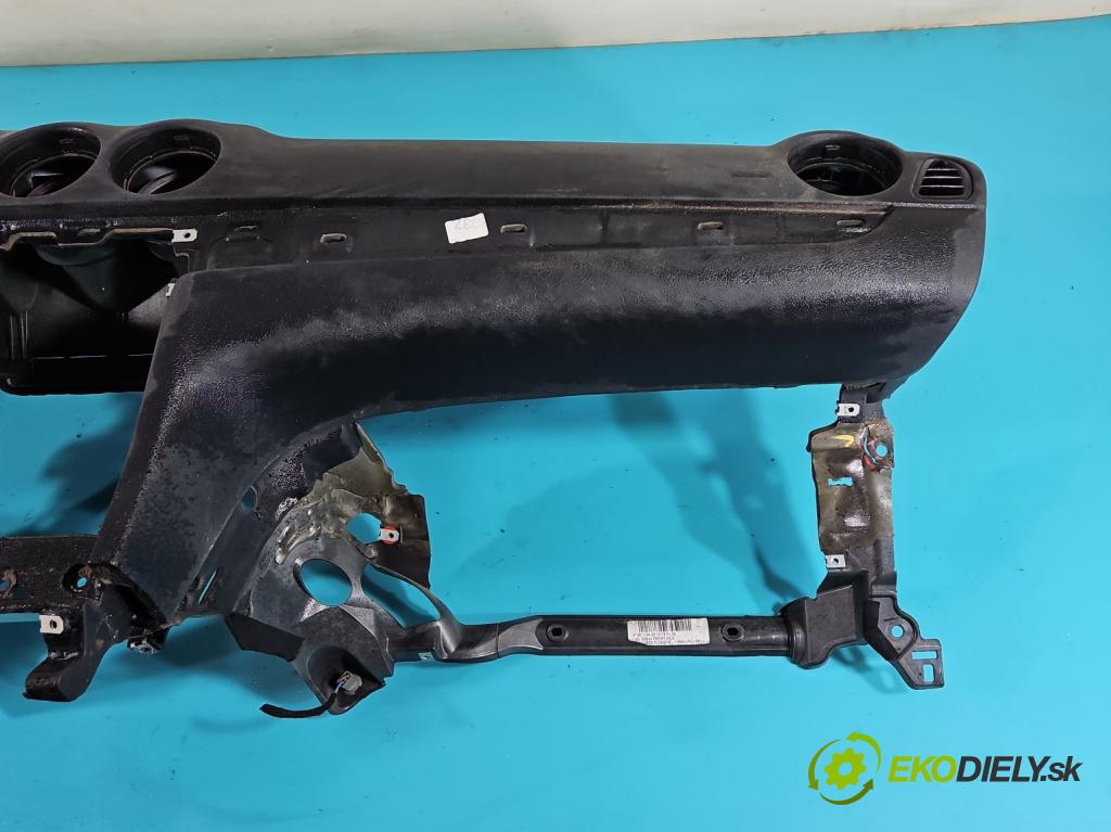Ford S-max 2.0 tdci 140 HP manual 103 kW 1997 cm3 5- kokpit,pristrojová doska rozdeľovacia
