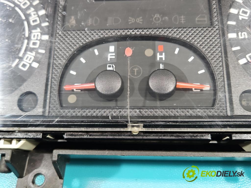 Iveco Daily IV 2006-2014 2.3 HPI 116 HP manual 85 kW 2287 cm3 5- prístrojovka/ budíky 69503494 (Prístrojové dosky, displeje)