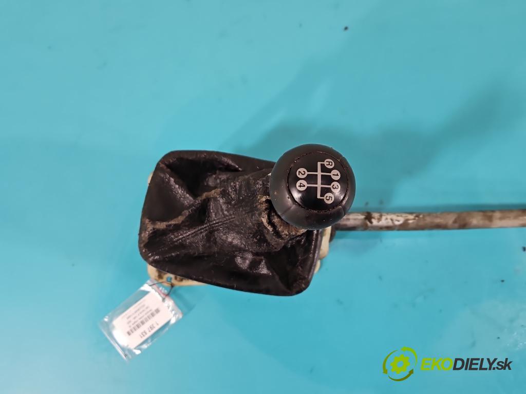 Opel Vectra B 1995-2002 1.8 16V 116 HP manual 85 kW 1796 cm3 5- Páka: Změny: stupeň,rýchlosť  (Rýchlostné páky / kulisy)